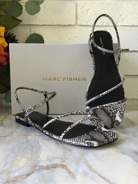 Marc Fisher Mikal Black and White Snake-Print Strappy Flat Sandals Size 9.5